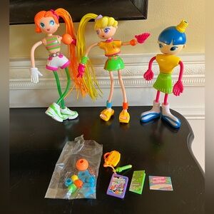 Vintage 90s Betty Spagetty Around the World-3 dolls & accessories-1 doll no hair